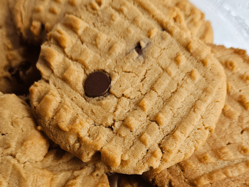 Homemade peanut butter chocolate chip&nbsp;cookies