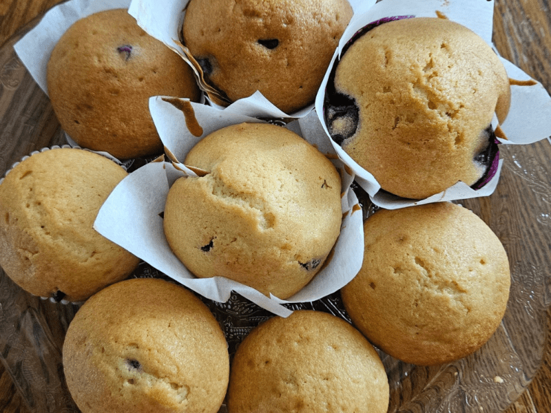 Making blueberry muffins with Zaya&nbsp;🧁